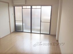 京阪宇治線 観月橋駅 徒歩10分の賃貸マンション 2階1DKのリビング/ダイニング