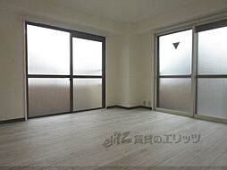 長岡プラザ 3階ワンルームのリビング/ダイニング