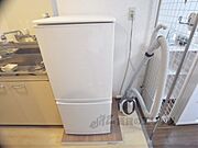 洗濯機置く場合は右隣に冷蔵庫を置きます