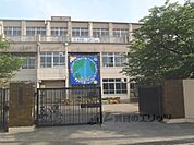 向島東中学校まで350メートル