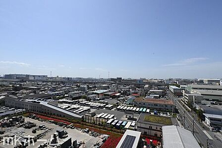 抜けるような眺望はマンションならではですね!高層階ならではの眺望をご堪能下さい!