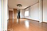子供部屋：居室に大型のクローゼットを設置！豊富な収納があることで広い居住スペースを確保することができます！