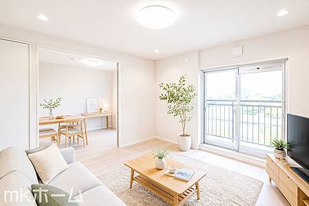 ※家具はCGイメージ画像です。多くの時間を過ごす空間だからこそ採光にはこだわりたいですね!