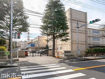 船橋市立海神中学校 徒歩21分。 1610m