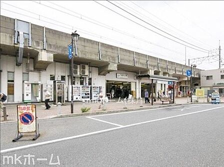 下総中山駅(JR 総武本線) 徒歩19分。 1480m