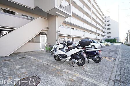 共用部 バイク置き場