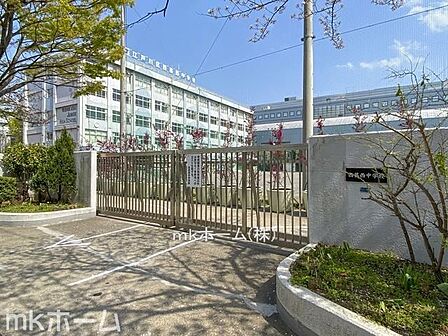 江戸川区立西葛西中学校 徒歩8分。 580m