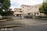 周辺：千葉市立朝日ケ丘中学校 徒歩14分。 1090m