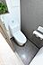 トイレ：温水洗浄便座付きのトイレです！設備は新品に交換済みですので気持ちよくお住まい頂けます！