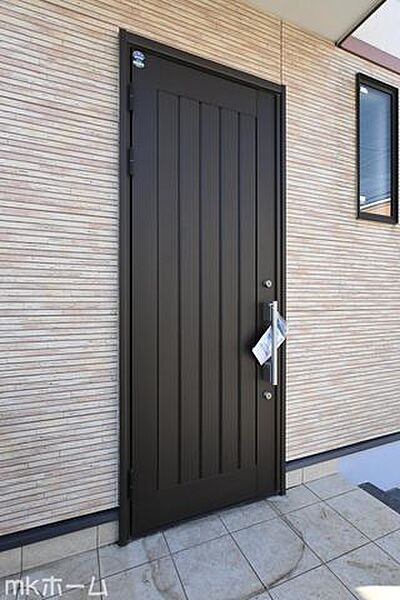 玄関を拡大表示