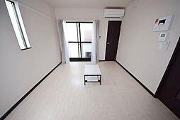 レオネクストアロハステイツ 103 1階1Kのリビング/ダイニング