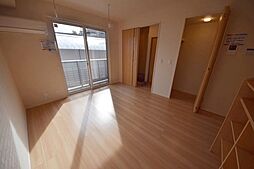 トレ・フィーリャ 103 1階1LDKのリビング/ダイニング