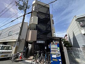 大阪府東大阪市金岡3丁目（賃貸マンション1R・4階・18.00㎡） その1