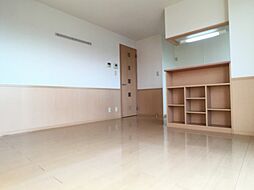 メイプルリーフ A 2階1LDKのリビング/ダイニング