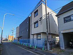 メーデン・コート