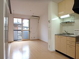 グリーンローズ A 1階1DKのリビング/ダイニング