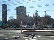 スーパーセンタートライアル間々田店 2272m
