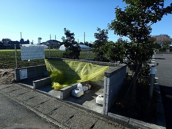 apartment 栃木県小山市城東６丁目19-19　グランオッツ1F
