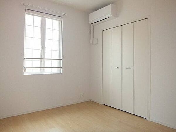 apartment 栃木県小山市城東６丁目19-19　グランオッツ1F