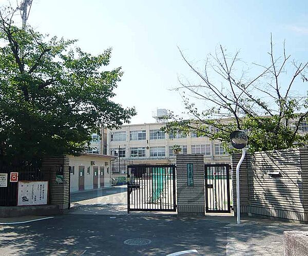 納所小学校まで90m 活気溢れる小学校です。