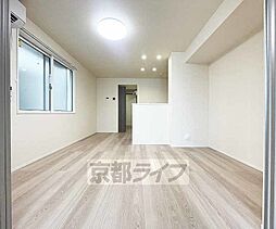 コートセブンエイト