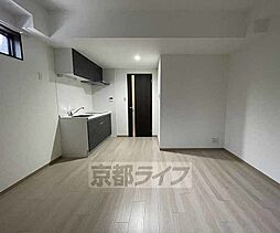 ＣＵＯＲＥ城陽 1階1LDKのリビング/ダイニング