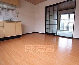 居間