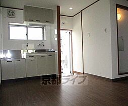 近鉄京都線 伊勢田駅 徒歩5分の賃貸マンション 3階1DKのリビング/ダイニング