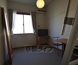 レオパレス鴨川 2階1Kのリビング/ダイニング