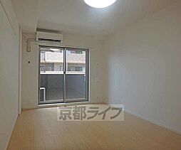 キョーナン宇治伊勢田 1階1Kのリビング/ダイニング