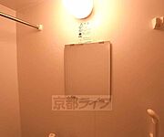 鏡付いてます。