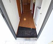 広々とした部屋です。