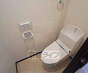 ウォシュレット付トイレです。