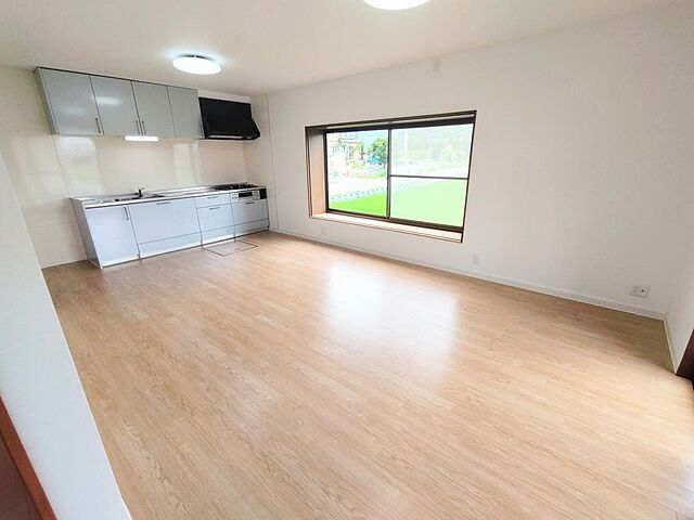 リビング/ダイニング 坂井市丸岡町八ケ郷26-17-17