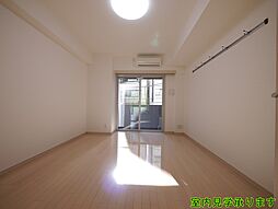 東京メトロ丸ノ内線 新宿御苑前駅 徒歩3分の賃貸マンション 5階1Kのリビング/ダイニング