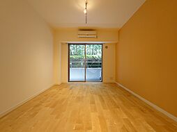 東京メトロ丸ノ内線 本郷三丁目駅 徒歩8分の賃貸マンション 3階1Kのリビング/ダイニング