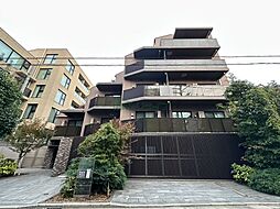 都営大江戸線 牛込柳町駅 徒歩6分
