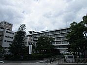 大阪医科薬科大学病院 徒歩17分。 1330m