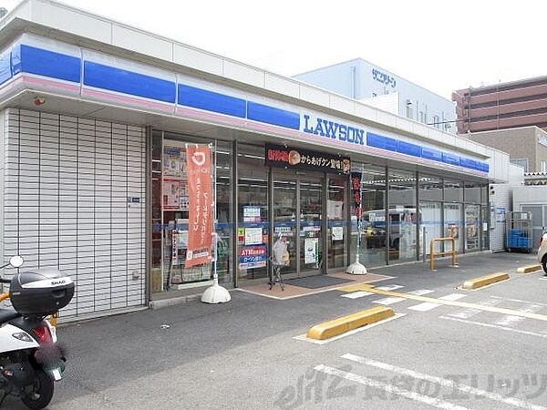 画像29:ローソン南吹田五丁目店 徒歩2分。 150m