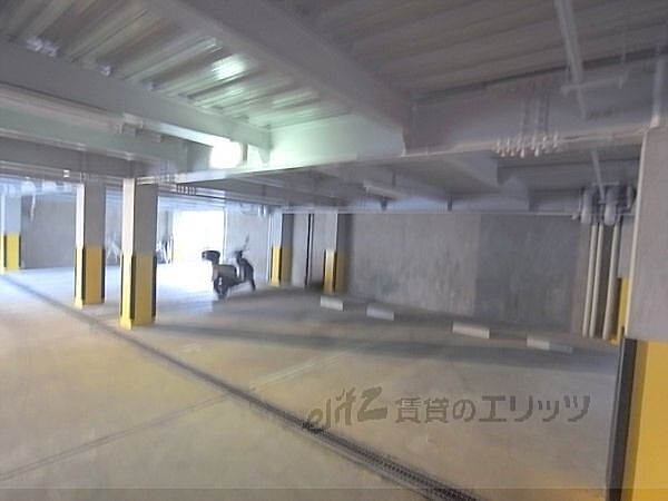 画像5:駐車場