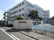 高槻市立奥坂小学校 徒歩22分。 1720m
