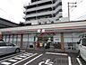 周辺：セブンイレブン 高槻富田丘町店 徒歩10分。 750m