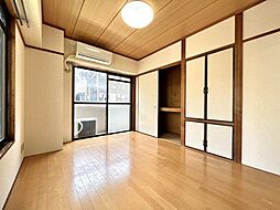 居間