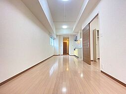 CRECIA　CHIKUGOMACHI 3階1LDKのリビング/ダイニング