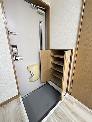 玄関