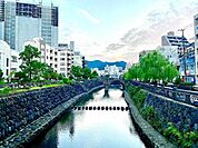 眼鏡橋 徒歩6分。 430m