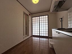 居間