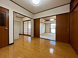 居間