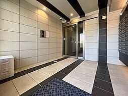 10 / 19