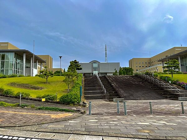 画像21:長崎県立大学シーボルト校 徒歩9分。 720m